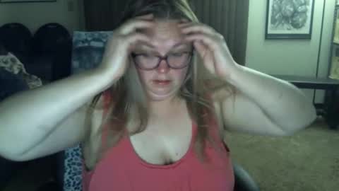 Snapshot of bladesizzo3111 chatting on June 3, 6:38 am bladesizzo3111 online show from June 3, 6:38 am