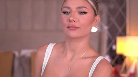 BlairSanders online show from October 29, 7:04 pm