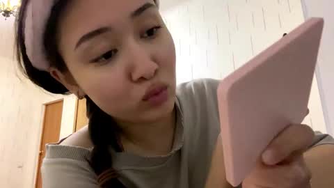 Mila online show from March 4, 6:14 pm