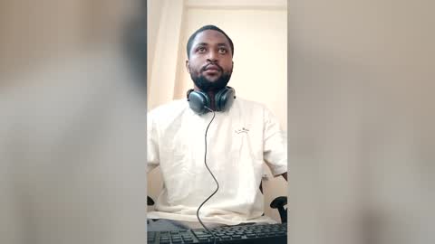 blakchiise online show from May 24, 5:23 am