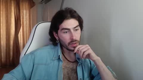 Snapshot of blakesedon13 chatting on October 29, 2:41 pm BlakeSedon online show from October 29, 2:41 pm