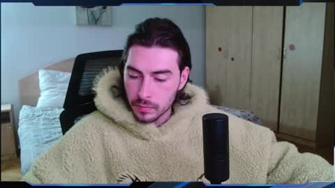 Snapshot of blakesedon13 chatting on December 5, 4:03 pm BlakeSedon online show from December 5, 4:03 pm