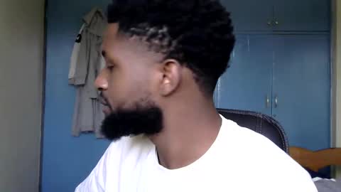 Snapshot of blakmoufaka chatting on September 9, 6:46 am blakmoufaka online show from September 9, 6:46 am