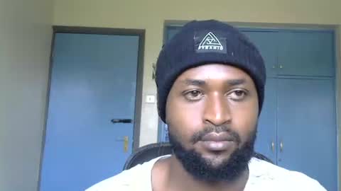 Snapshot of blakmoufaka chatting on September 19, 6:37 am blakmoufaka online show from September 19, 6:37 am