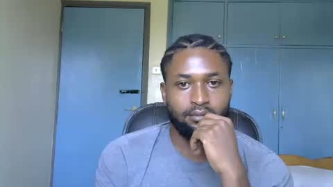 Snapshot of blakmoufaka chatting on September 23, 6:27 am blakmoufaka online show from September 23, 6:27 am