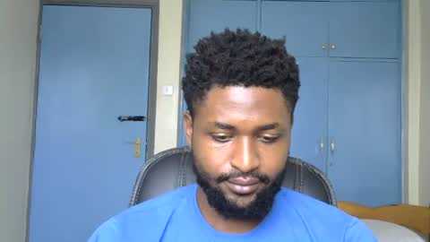 Snapshot of blakmoufaka chatting on September 30, 5:23 am blakmoufaka online show from September 30, 5:23 am