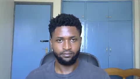 Snapshot of blakmoufaka chatting on October 8, 6:55 am blakmoufaka online show from October 8, 6:55 am