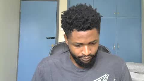 Snapshot of blakmoufaka chatting on October 23, 6:13 am blakmoufaka online show from October 23, 6:13 am