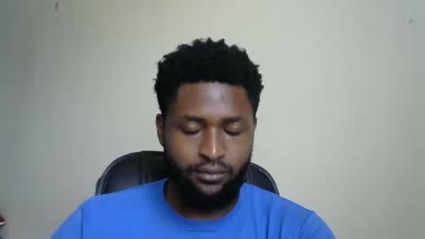 Snapshot of blakmoufaka chatting on October 28, 8:40 am blakmoufaka online show from October 28, 8:40 am