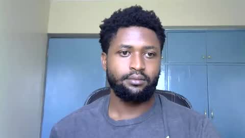 Snapshot of blakmoufaka chatting on November 17, 4:51 am blakmoufaka online show from November 17, 4:51 am