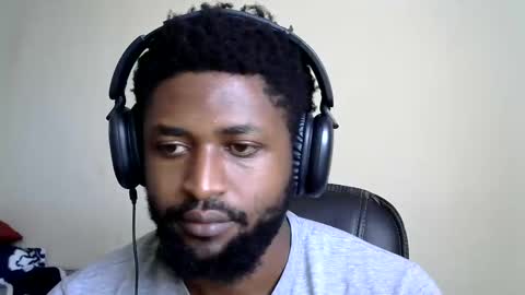 Snapshot of blakmoufaka chatting on November 18, 5:01 am blakmoufaka online show from November 18, 5:01 am