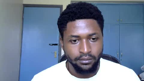 Snapshot of blakmoufaka chatting on November 22, 5:17 am blakmoufaka online show from November 22, 5:17 am