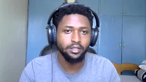 Snapshot of blakmoufaka chatting on November 27, 5:20 am blakmoufaka online show from November 27, 5:20 am