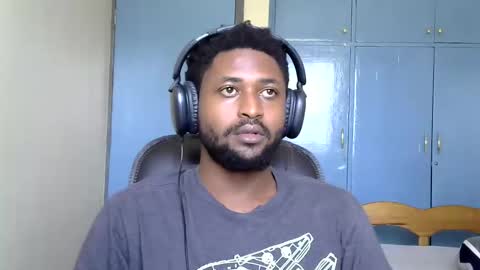 Snapshot of blakmoufaka chatting on November 28, 7:11 am blakmoufaka online show from November 28, 7:11 am