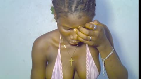 nikky00 online show from January 17, 7:35 am