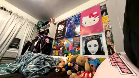 blasiangyal online show from March 31, 12:45 am