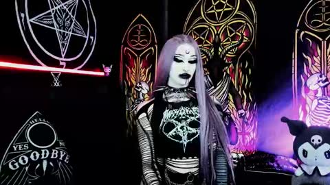   online show from October 17, 1:57 pm