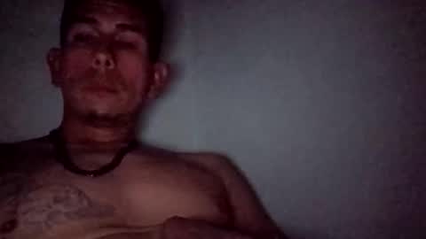 Snapshot of bld127 chatting on February 26, 5:39 am bld127 online show from February 26, 5:39 am