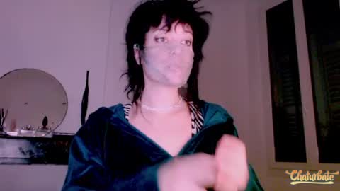 Cassandre online show from February 8, 8:01 pm