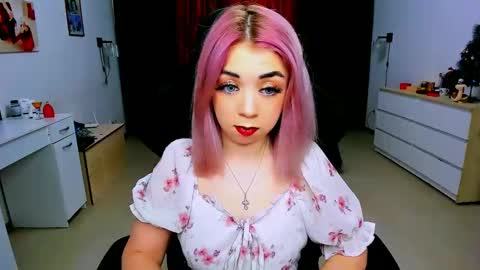 Nicole online show from January 9, 8:03 am