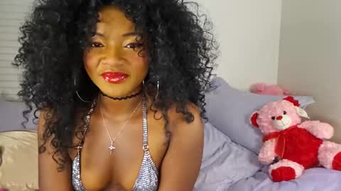 Snapshot of bliss_vixen chatting on September 22, 5:09 am bliss_vixen online show from September 22, 5:09 am
