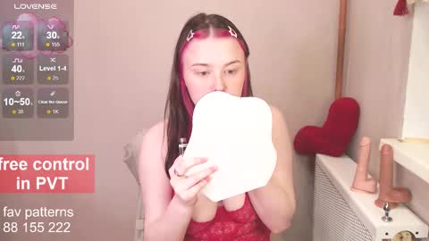 Snapshot of blissful_muse chatting on December 1, 4:34 pm Margo online show from December 1, 4:34 pm