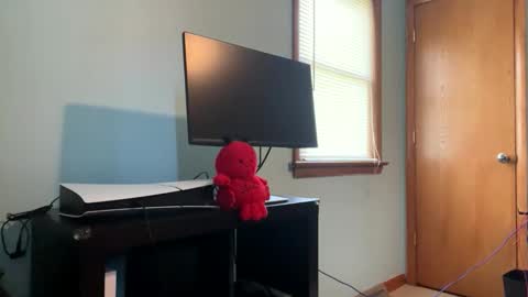 Snapshot of blissfulfoxtrot chatting on March 15, 4:35 pm Blissful Foxtrot online show from March 15, 4:35 pm