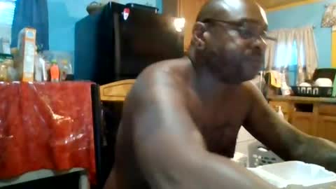 Snapshot of blkdiamonddick69 chatting on June 27, 12:48 am blkdiamonddick69 online show from June 27, 12:48 am