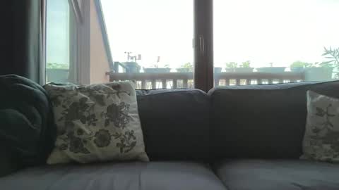 BlIdoL online show from May 5, 8:33 am