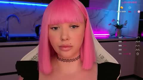 Snapshot of blond_diamond chatting on September 16, 1:34 pm Lana online show from September 16, 1:34 pm