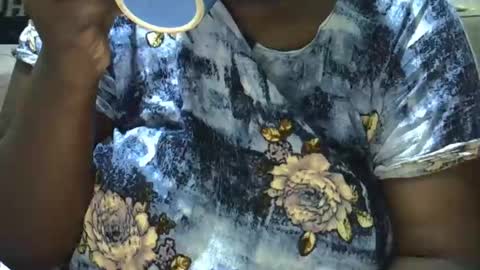 Snapshot of blonde202 chatting on February 5, 12:27 pm Abbygael online show from February 5, 12:27 pm