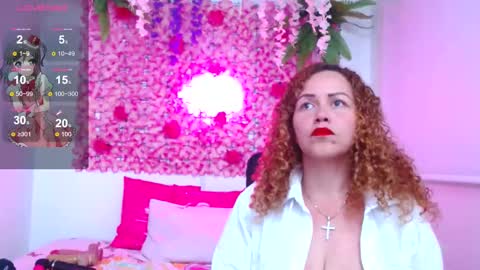 blonde_squirt_ online show from February 20, 6:35 pm