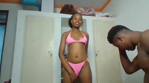 blonde online show from April 7, 10:15 am