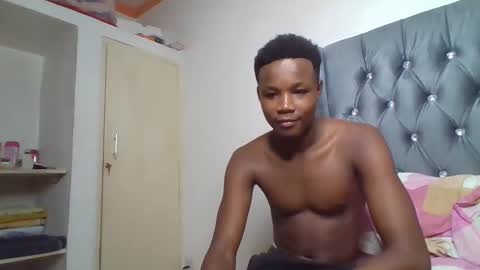 blonde online show from April 8, 1:11 pm