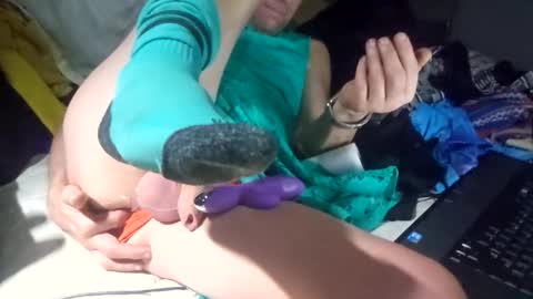 Snapshot of blondeboi72 chatting on February 24, 4:32 am blondeboi72 online show from February 24, 4:32 am