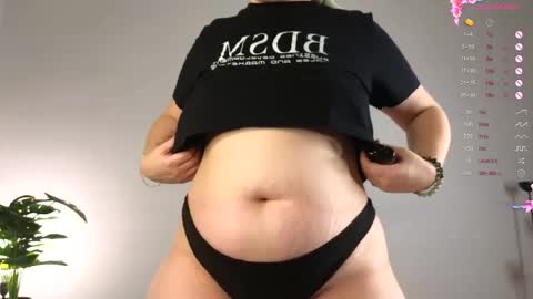 Mommy online show from March 6, 3:30 pm