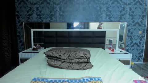 Snapshot of blondexangelx chatting on March 6, 4:42 am Tina online show from March 6, 4:42 am