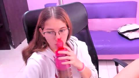 blondie_dirty_squirt online show from April 8, 11:54 am