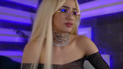 blondie_muller online show from November 17, 8:47 pm