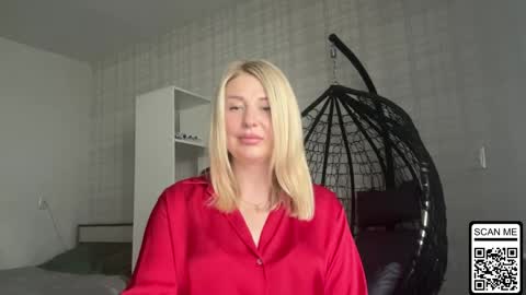 blondie_xoxoxo online show from May 19, 9:15 am