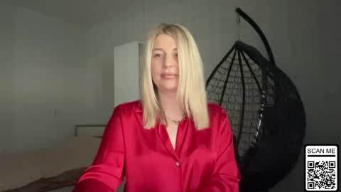 blondie_xoxoxo online show from June 1, 7:43 am