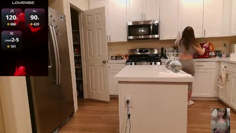 Bubbles online show from April 8, 6:24 am