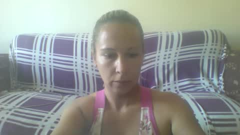 Snapshot of blondiepam23 chatting on February 21, 8:59 am BlondiePam online show from February 21, 8:59 am