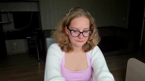 Lumi online show from October 9, 8:01 am