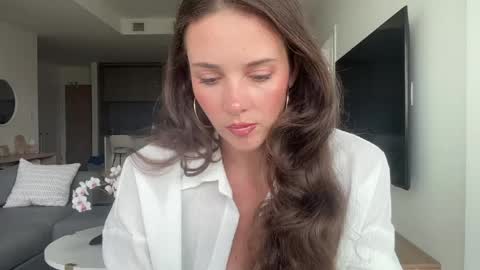 Emma Bloom online show from May 30, 11:24 pm