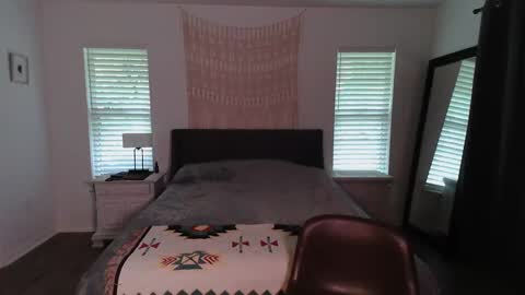 Snapshot of blowjobboss chatting on September 23, 5:27 pm Sarah Zee online show from September 23, 5:27 pm