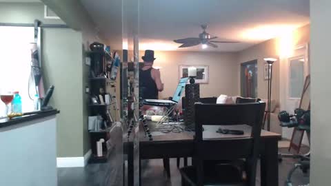 Wyatt online show from October 31, 9:38 pm