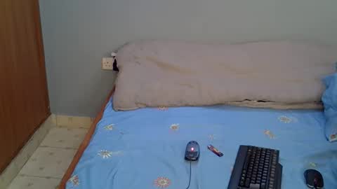 Snapshot of blue_berry02 chatting on October 6, 12:57 pm blue_berry02 online show from October 6, 12:57 pm