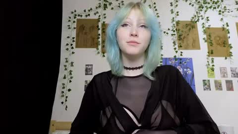 Snapshot of blue_colada chatting on September 29, 7:24 am Call me Mary online show from September 29, 7:24 am