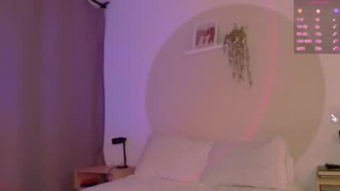 Blue online show from December 9, 11:45 pm